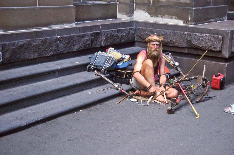 WT 0400 074-05 Australia.jpg